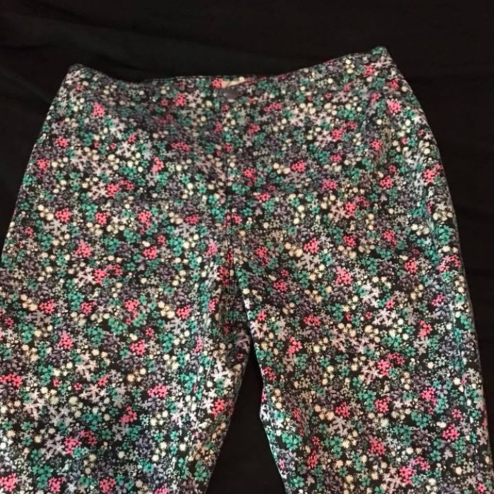 Size 17 High waisted patterned jeans